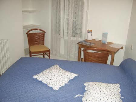 Hotel Logis Chez Germaine 2*